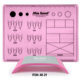 Suportes de braços e toalha de mesa de silicone onde você pode praticar seus projetos.