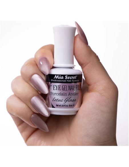 Cat Eyes Gel Polish Lotus Glaze