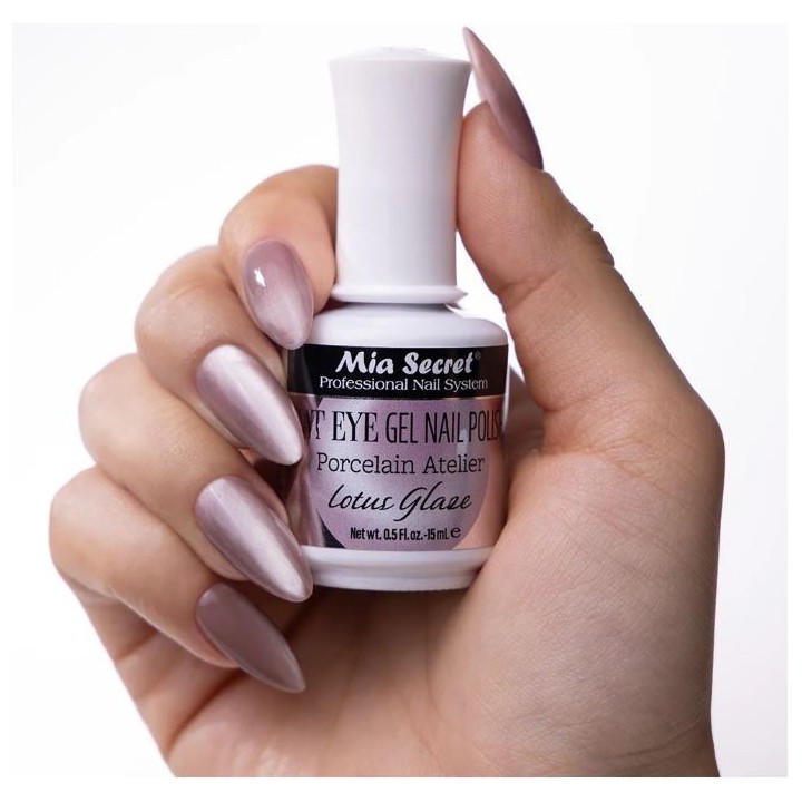 Cat Eyes Gel Polish Lotus Glaze