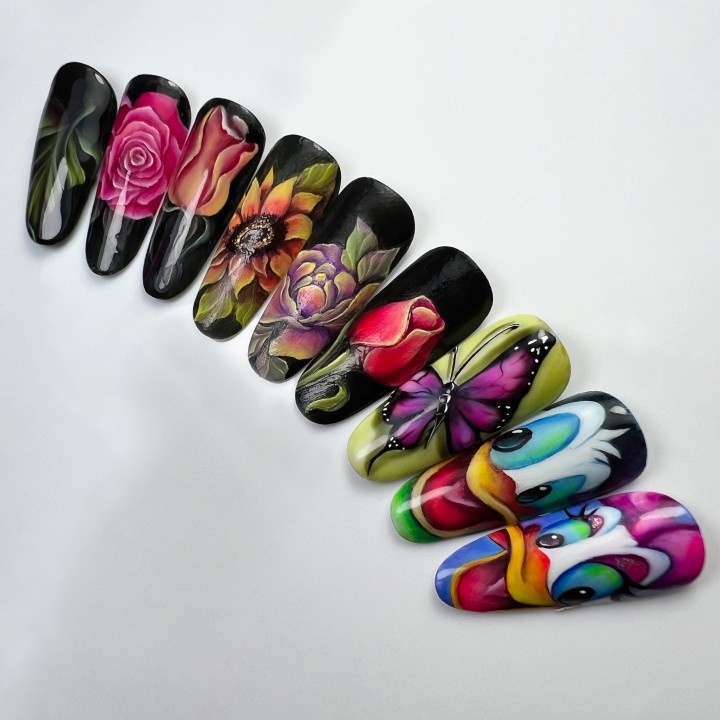 Artista profesional en Uñas Artificiales